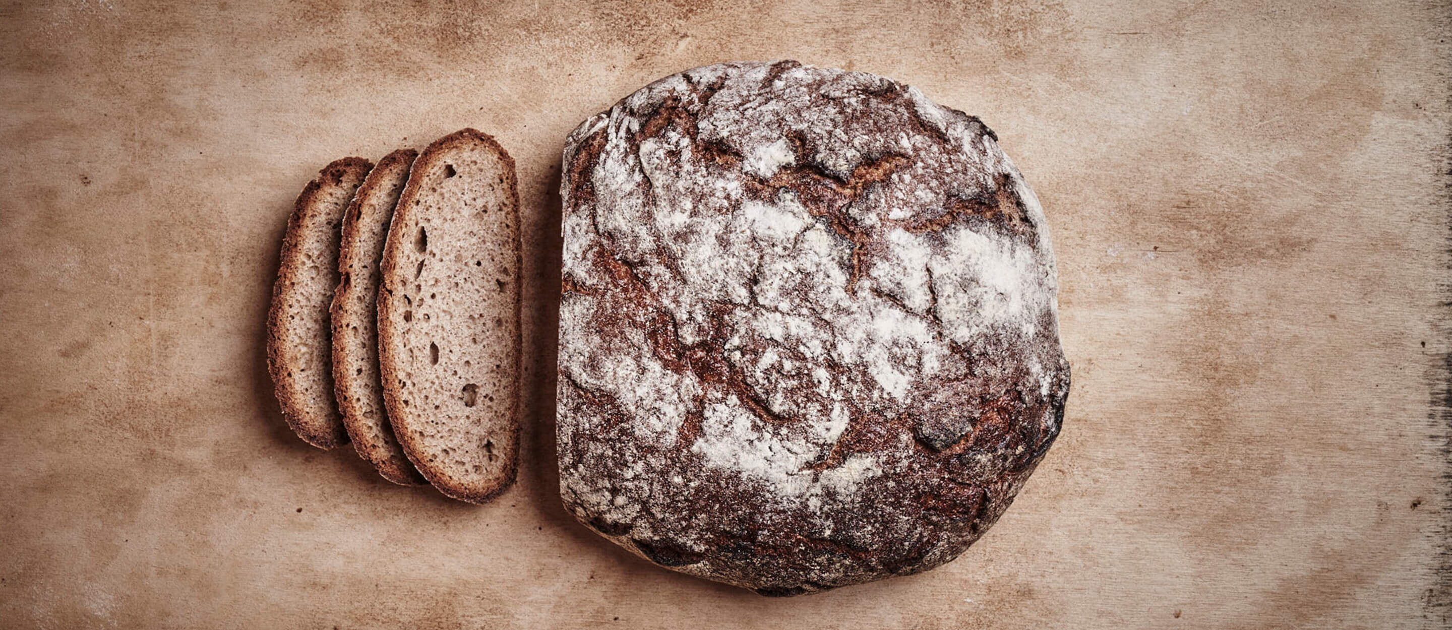 Kleines-sauerteigbrot-muehlen-baecker-heide-06